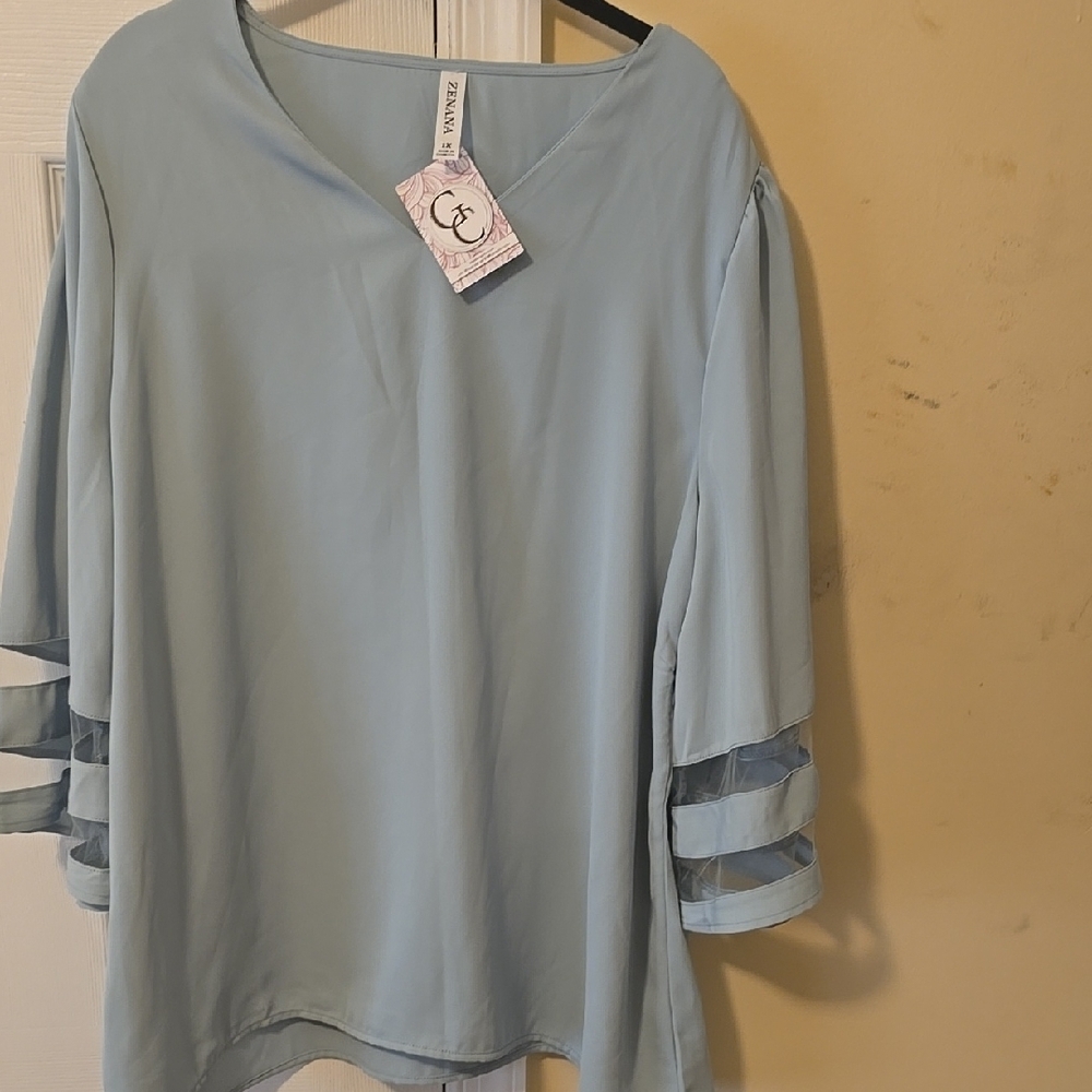 Zenana Woman's "Dancing with Whimsy" blouse in a beautiful seafoam green NWT